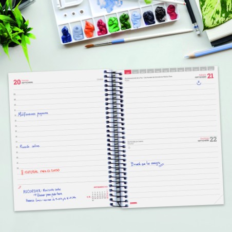 17033-AGENDA ESCOLAR 2024-2025 E10-155X212 1 DIA PAGINA ESPIR LABEL AZUL FINOCAM 633121525