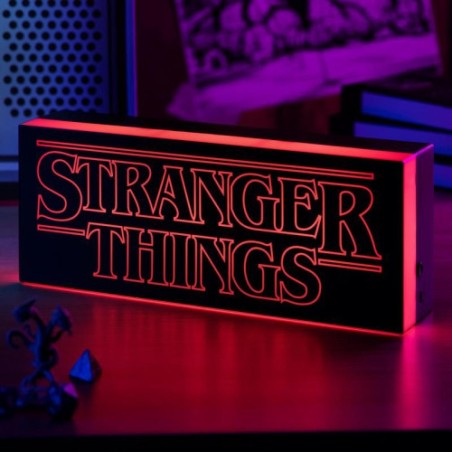 17882-LAMPARA STRANGER THINGS LOGOL RECTANGULO PALADONE REDSTRING PP9826ST