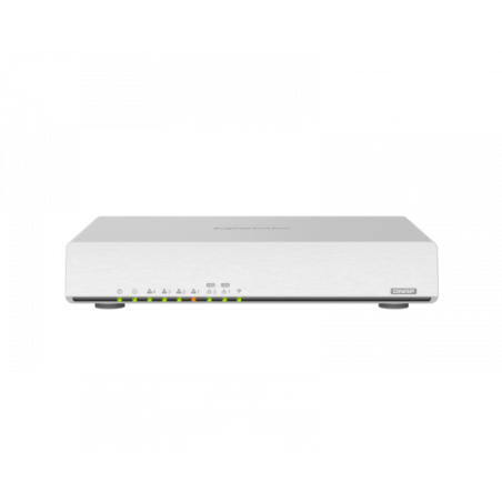 25323-QNAP QHora-301W router inalambrico Doble banda (2,4 GHz / 5 GHz) Blanco