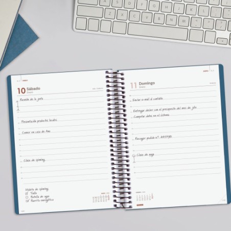 30592-AGENDA 2026 BASIC MY E10 155X212MM DIA PAGINA AZUL FINOCAM 743521026