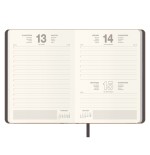 30879-AGENDA 2026 MANHATTAN DIA PAGINA 14 X 20 CM. COLOR CAMEL DOHE 12868 - 26