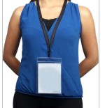 7118-PACK 10 FUNDAS PVC 122X180MM  2 COMPARTIMENTOS PORTADOCUMENTOS + CINTA COLGANTE LANYARD NEGRA TARIFOLD 335105